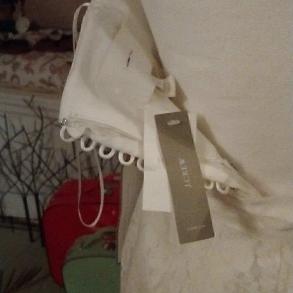 J Crew    - Picture 4 of 8